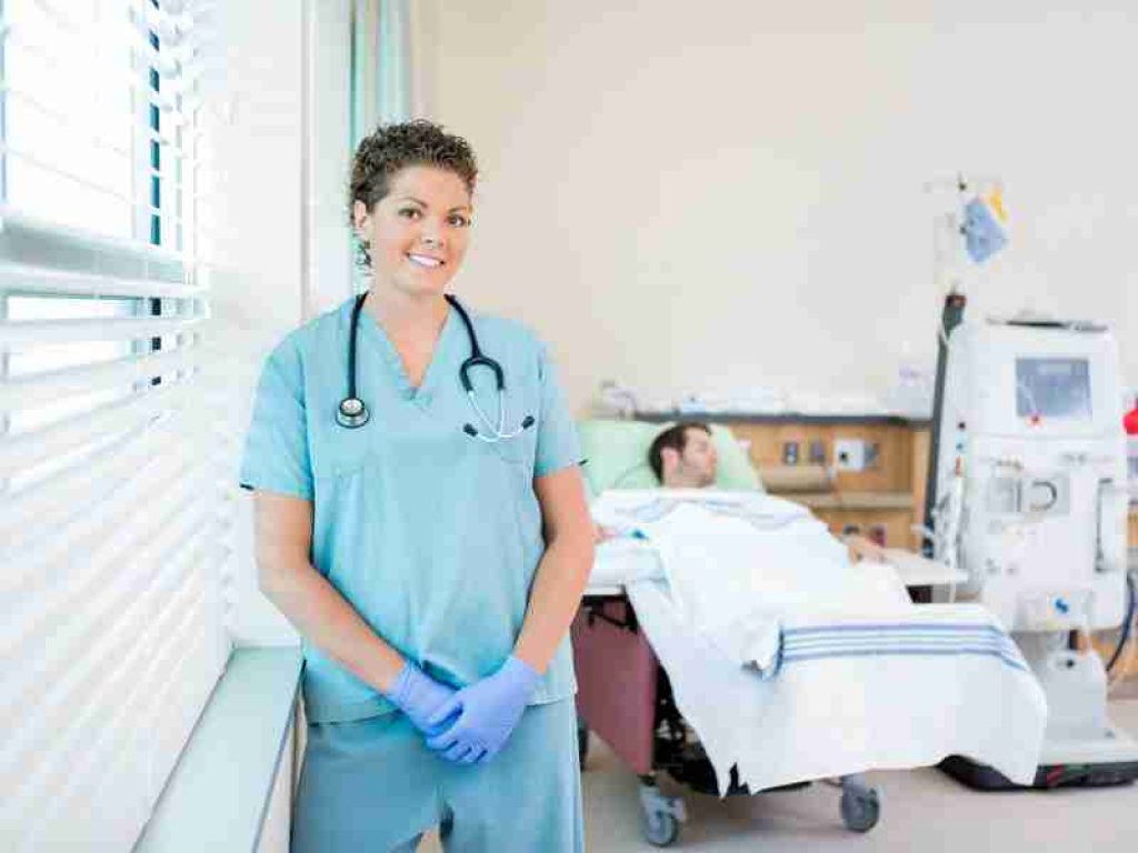 How To Become a Dialysis Nurse?