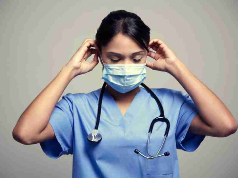 how-much-does-a-flight-nurse-make-become-nurse