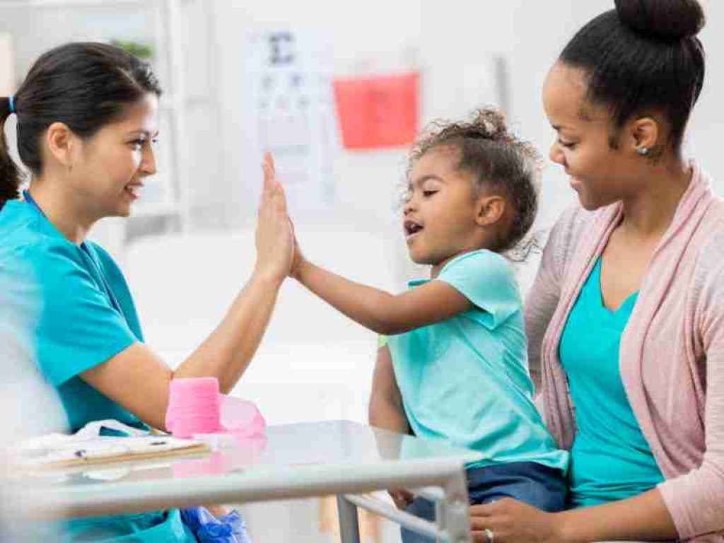 What Does A Pediatric Oncology Nurse Do Become Nurse