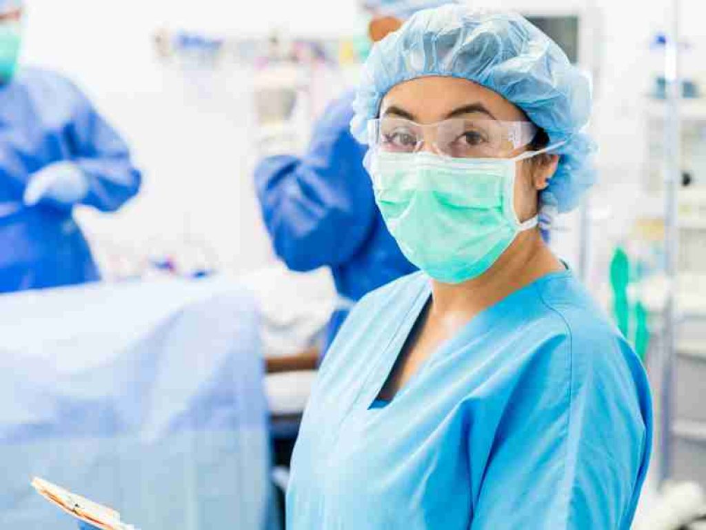 What is a Surgical Nurse?