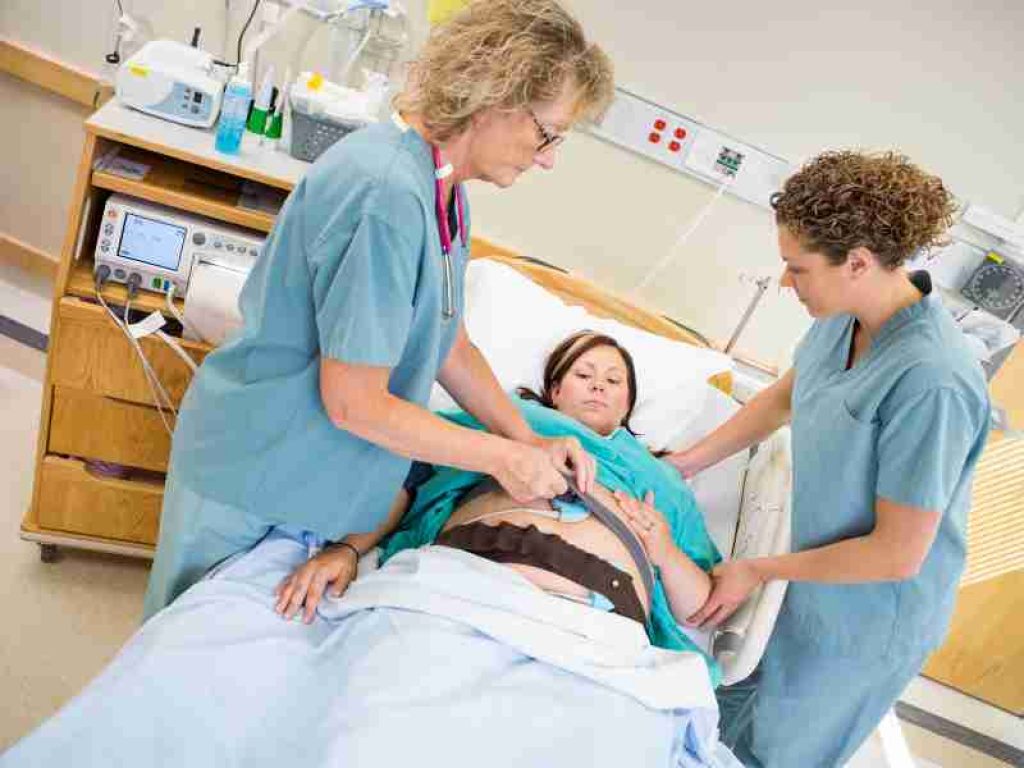 How Much Does A Labor And Delivery Nurse Make Yearly: Price/cost Details & What To Expect